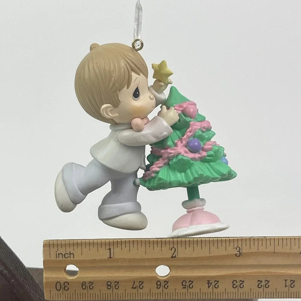 Precious Moments Christmas Ornament Home for the‎ Holidays Star on Tree 1995